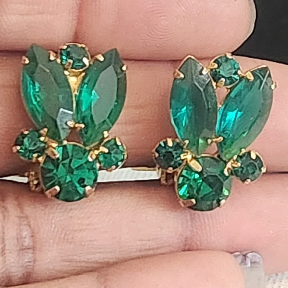 N/A vintage clip